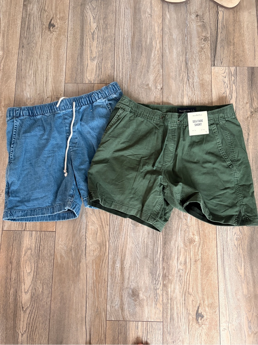 Abercrombie 6” Shorts Lot Size Large